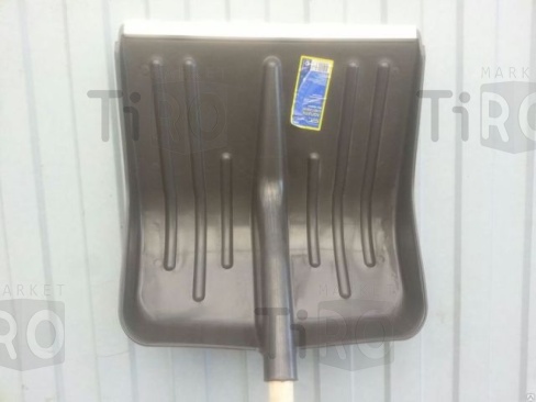 Лопата снеговая пластмассовая 420*400 с черенком АП 075