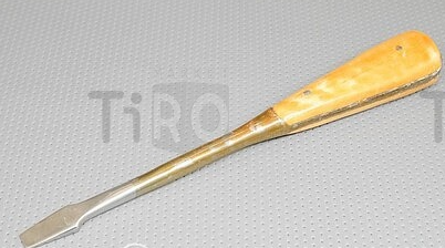 Отвертка Металлист с деревянными накладками 200мм*1,2*8,0 Отвертка Металлист с деревянными накладками 200мм*1,2*8,0