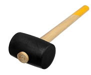 Киянка Тундра, деревянная рукоятка, черная резина, 65 мм, 680 г